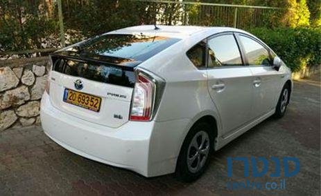 2013' Toyota Prius ‏1500 היברידי photo #1