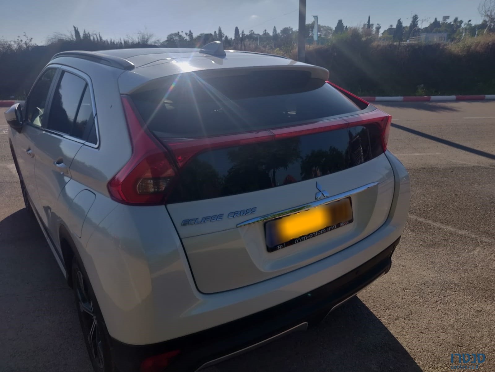 2020' Mitsubishi Eclipse Cross photo #5