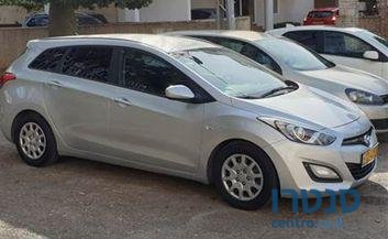 2013' Hyundai I30 יונדאי photo #1