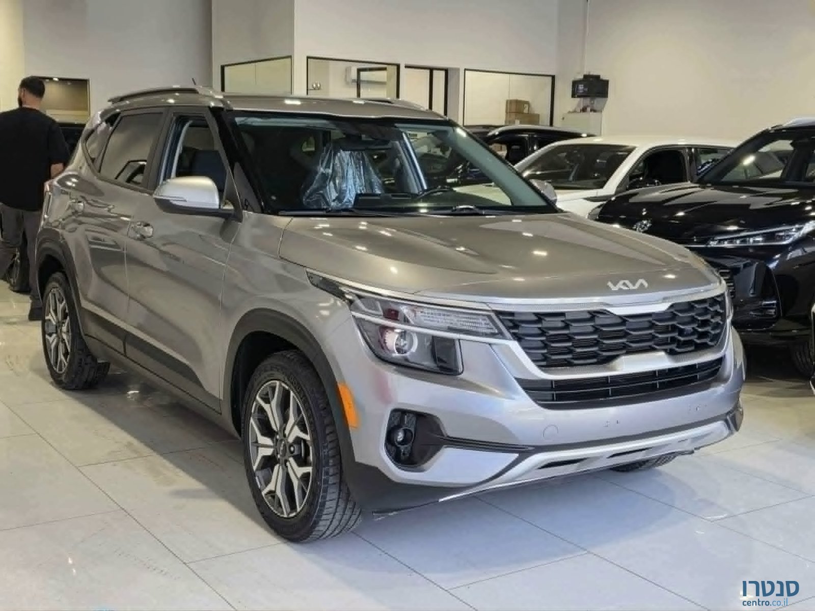 2022' Kia SELTOS photo #3
