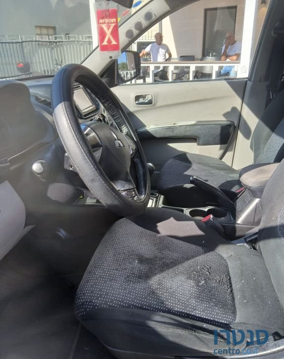 2012' Mitsubishi L200 מיצובישי טרייטון photo #6