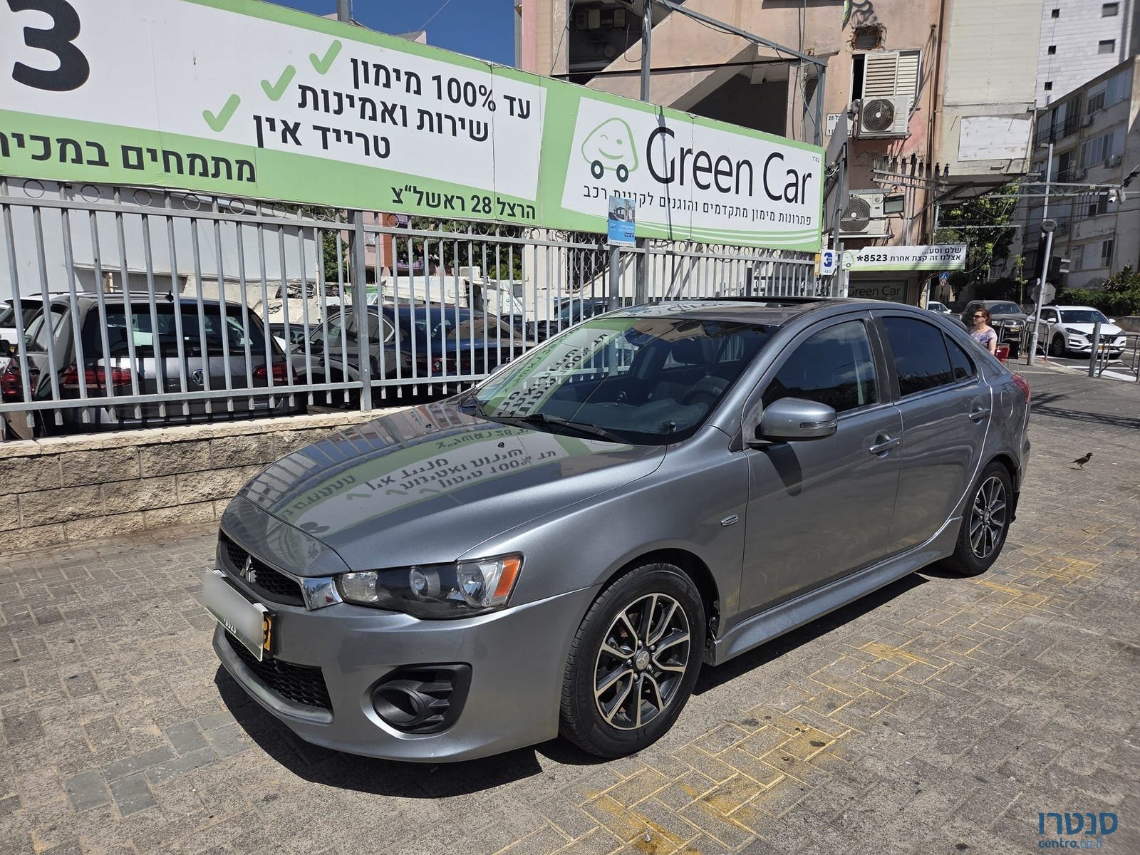 2017' Mitsubishi Lancer photo #1