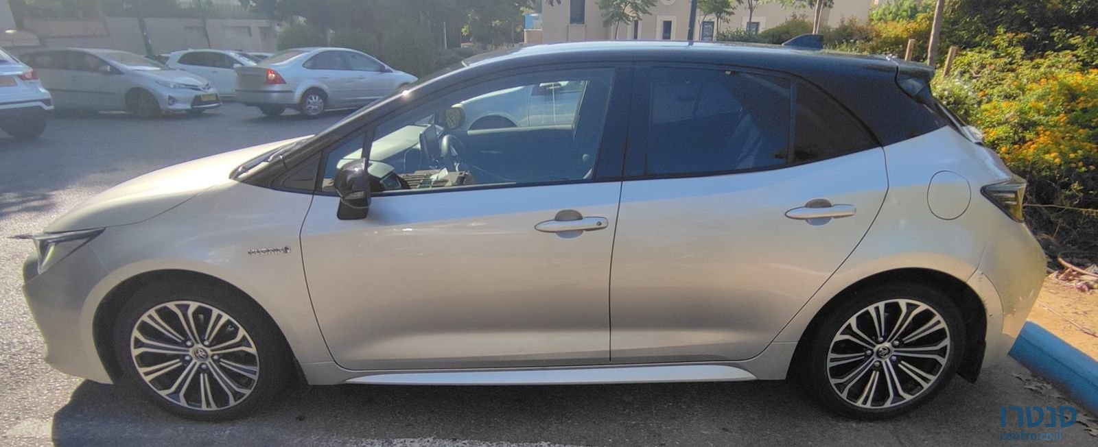2020' Toyota Corolla טויוטה קורולה photo #1