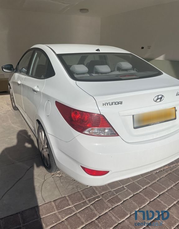 2012' Hyundai i25 יונדאי אקסנט photo #1