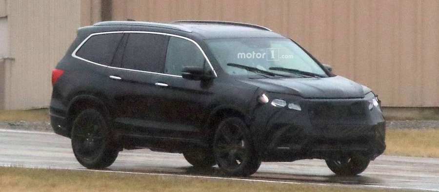 2019 Honda Pilot Spied For First Time With New Face