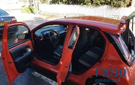 2016' Toyota Aygo טויוטה אייגו photo #3