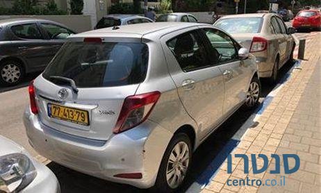 2012' Toyota Yaris טויוטה יאריס photo #3