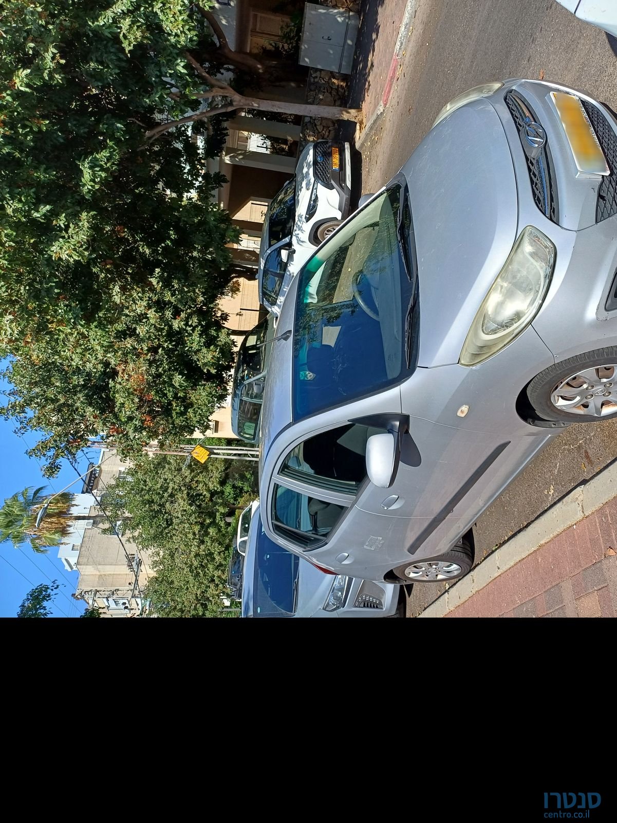 2011' Hyundai i10 יונדאי photo #3