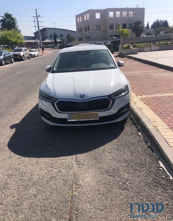 2021' Skoda Octavia סקודה אוקטביה photo #1
