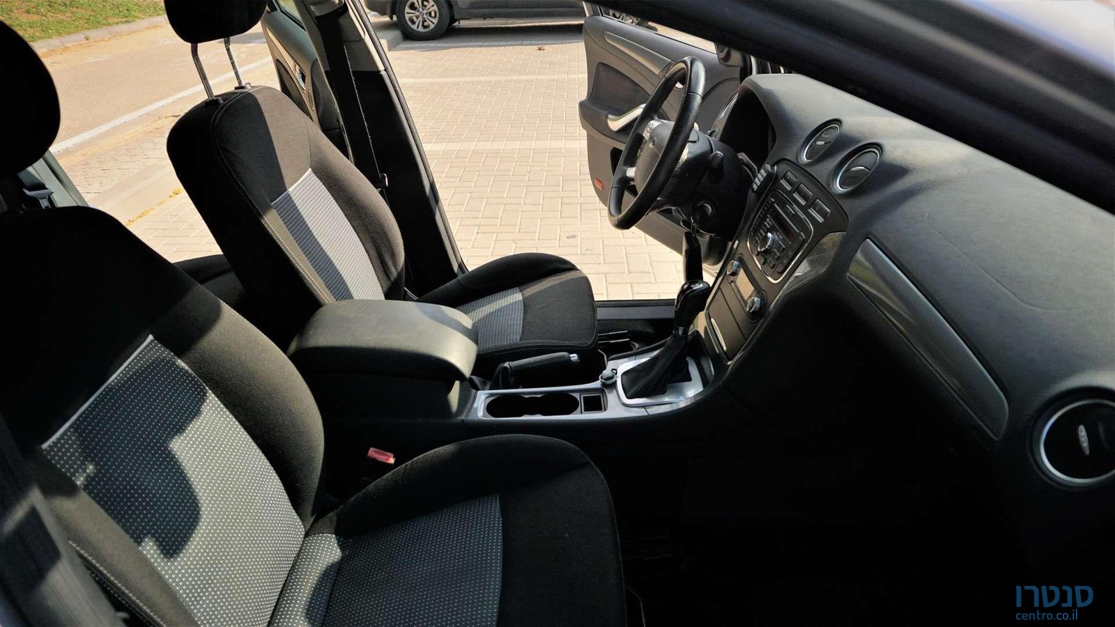 2011' Ford Mondeo פורד מונדאו photo #2