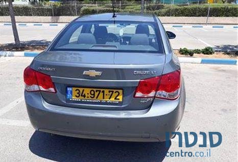 2010' Chevrolet Cruze אוטו' photo #4