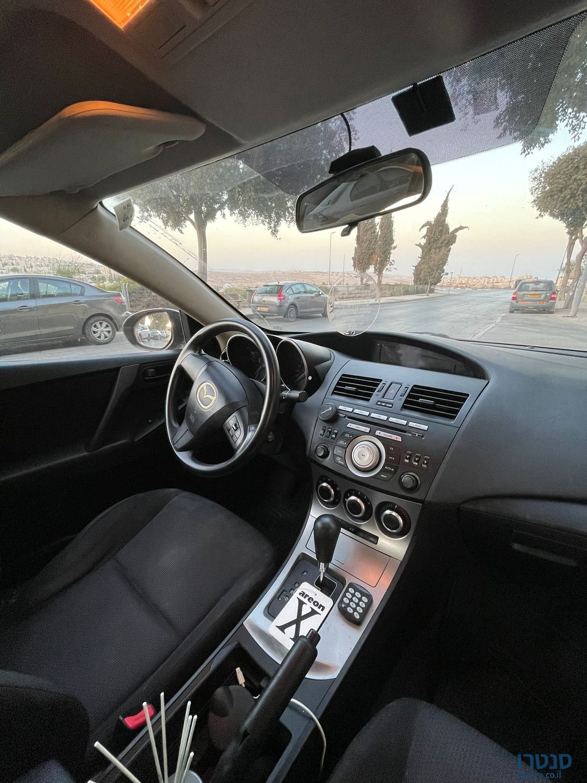 2012' Mazda 3 מאזדה photo #1