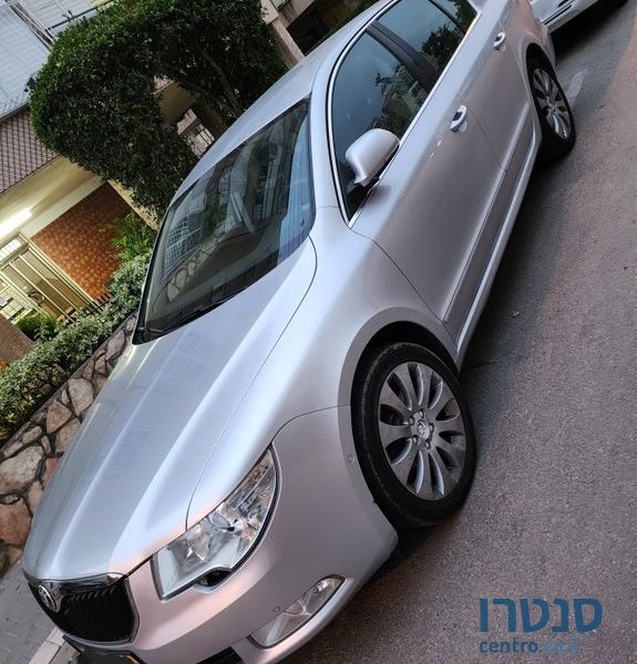 2011' Skoda Superb סקודה סופרב photo #2