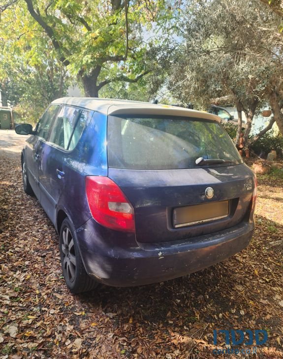2008' Skoda Fabia סקודה פאביה photo #3