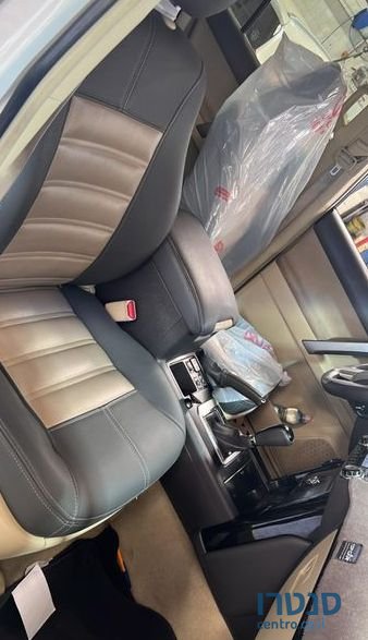 2015' Toyota Land Cruiser טויוטה לנד קרוזר photo #3