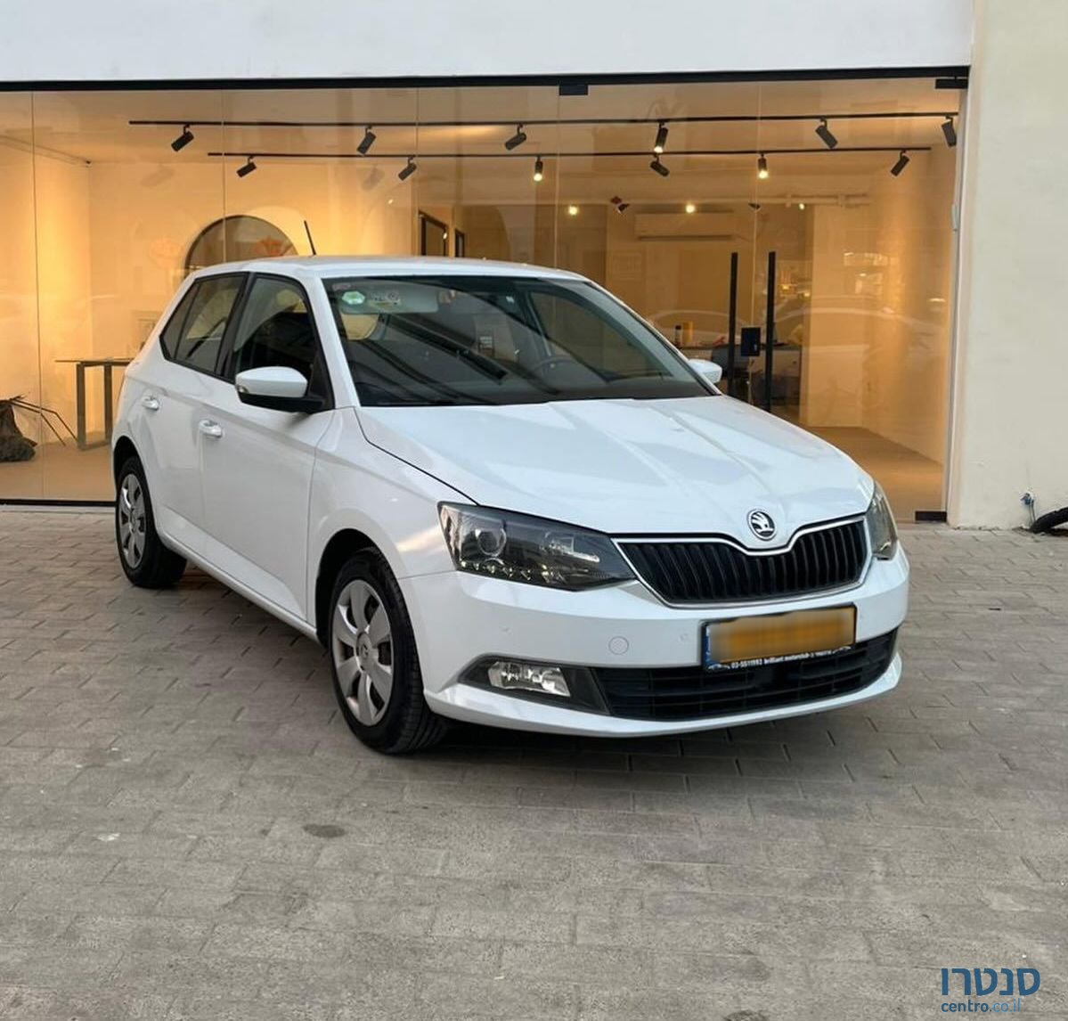 2016' Skoda Fabia סקודה פאביה photo #1