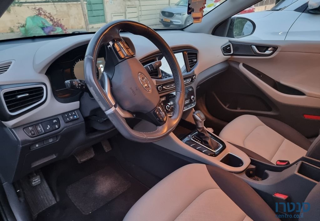 2018' Hyundai Ioniq יונדאי איוניק photo #4
