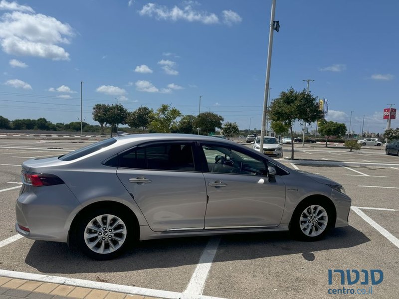 2020' Toyota Corolla טויוטה קורולה photo #4