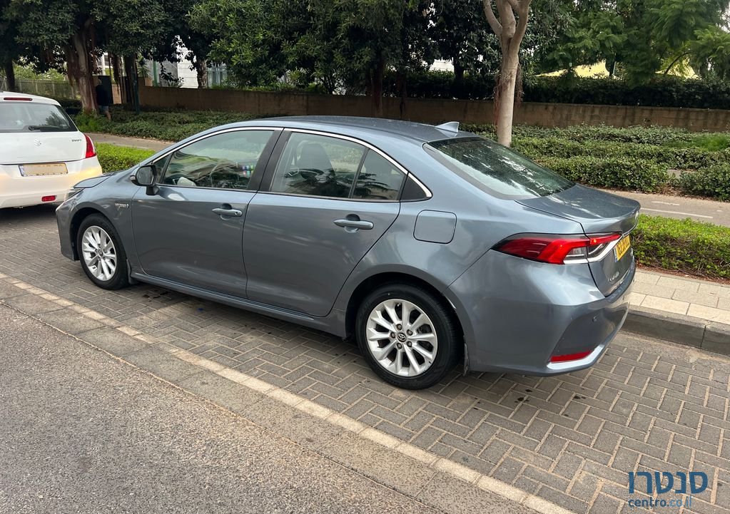2020' Toyota Corolla טויוטה קורולה photo #2