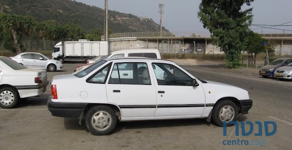 1994' Daewoo Racer photo #3