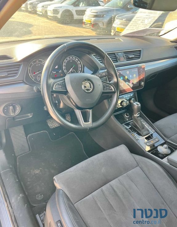 2018' Skoda Superb סקודה סופרב photo #5