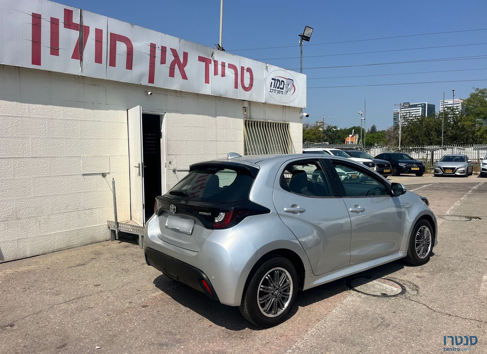 2021' Toyota Yaris טויוטה יאריס photo #1