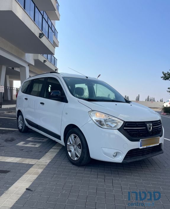 2019' Dacia Lodgy דאצ'יה לודג'י photo #2