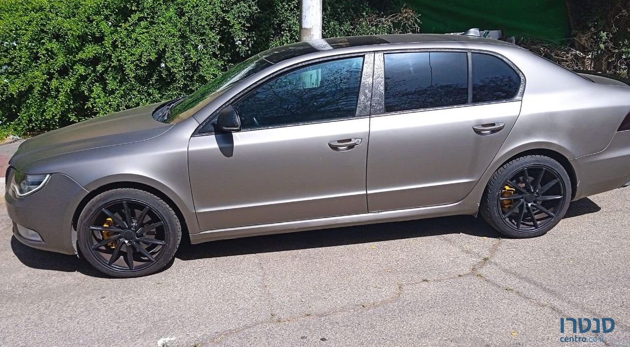 2011' Skoda Superb סקודה סופרב photo #3