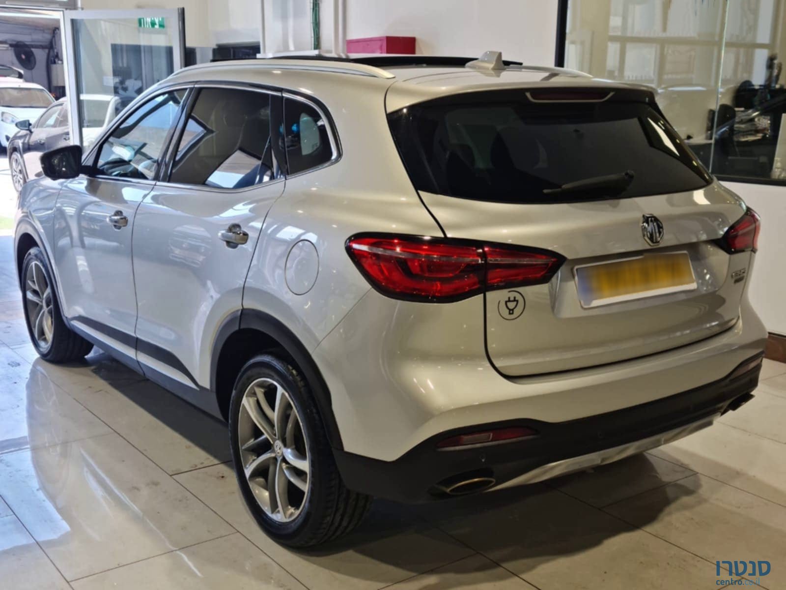 2022' MG EHS Phev photo #4