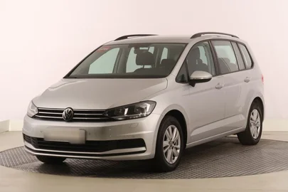 2021' Volkswagen Touran