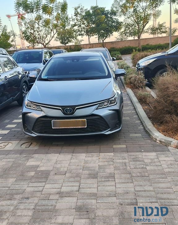 2021' Toyota Corolla טויוטה קורולה photo #1