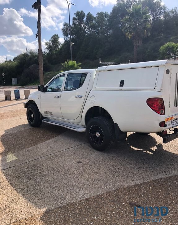 2015' Mitsubishi L200 מיצובישי האנטר photo #3