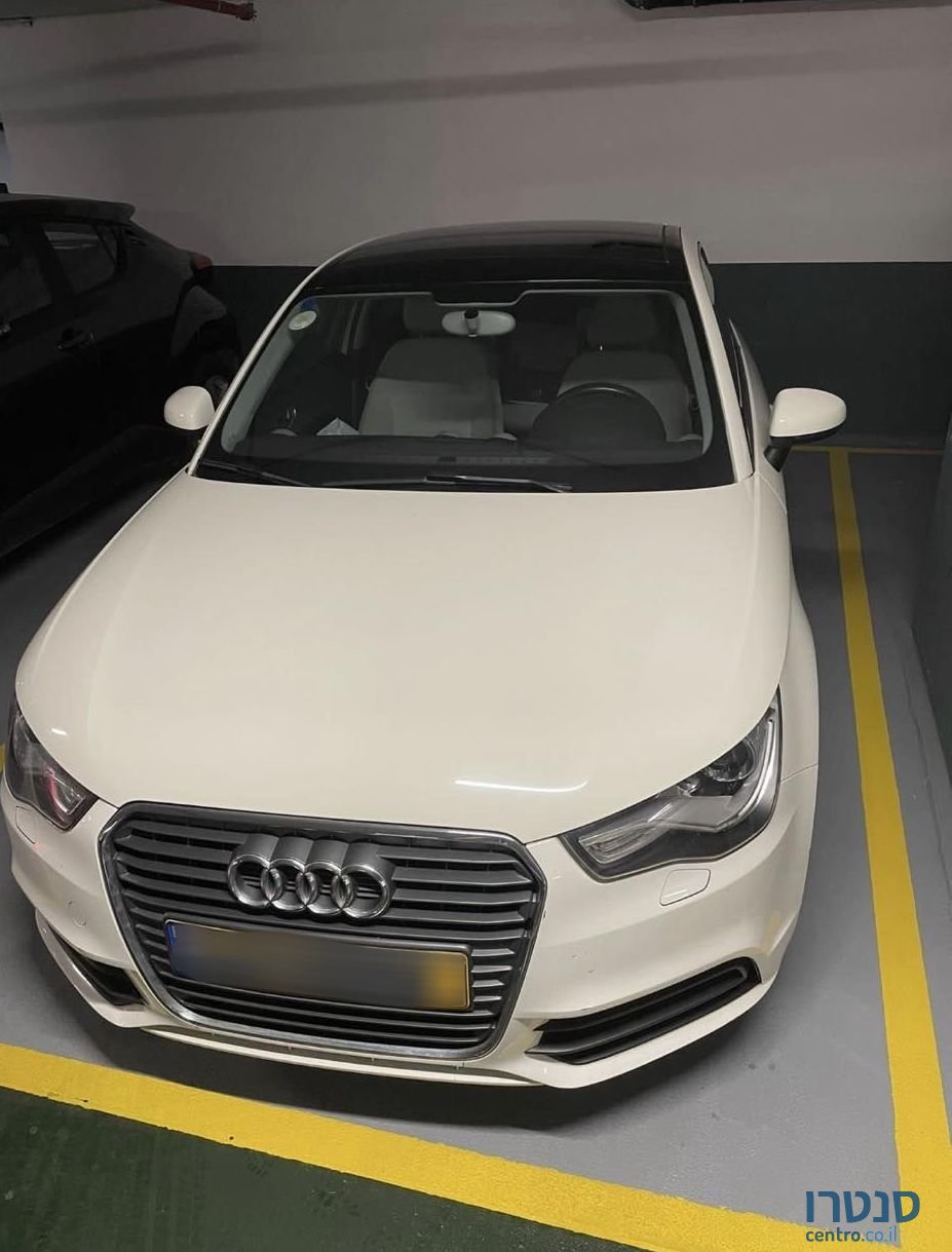2011' Audi A1 אאודי photo #1