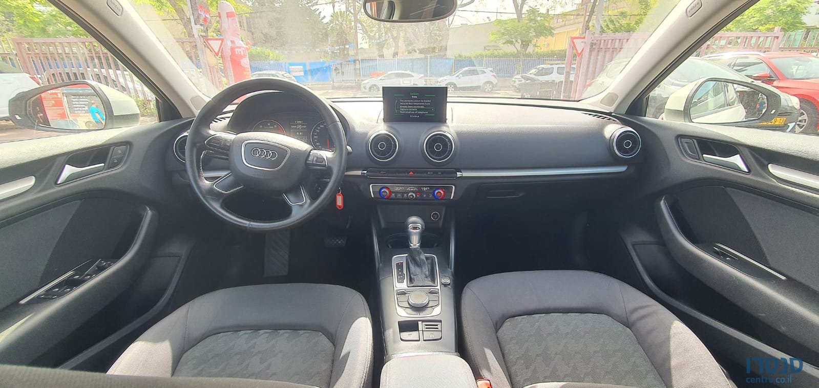 2013' Audi A3 photo #2