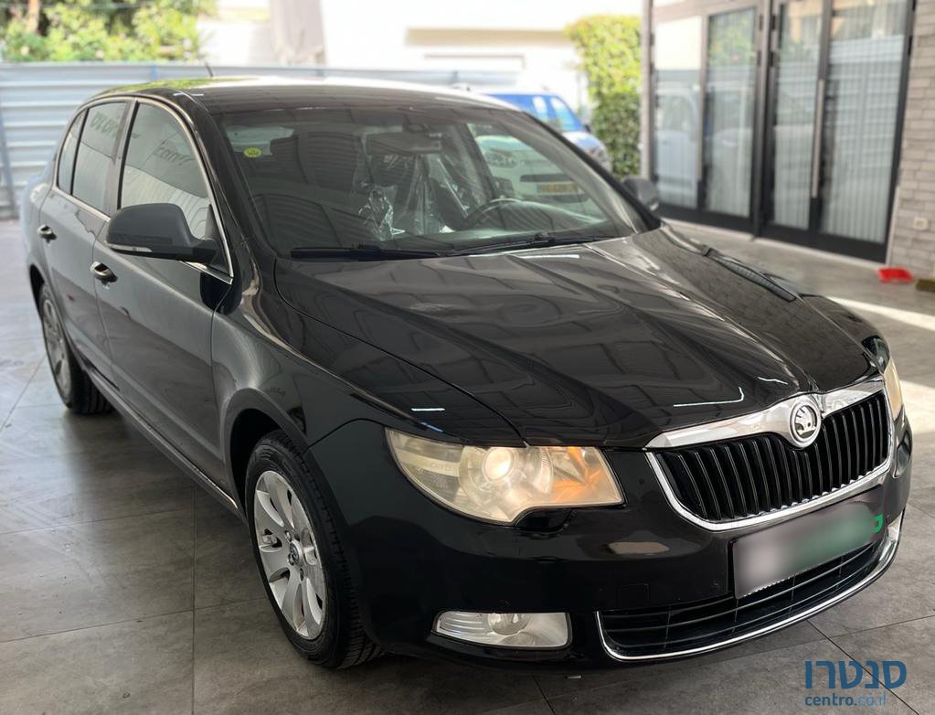 2009' Skoda Superb photo #2