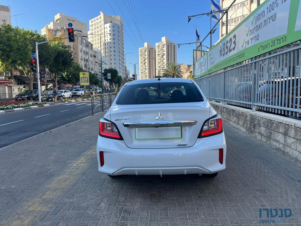 2021' Mitsubishi Attrage photo #5