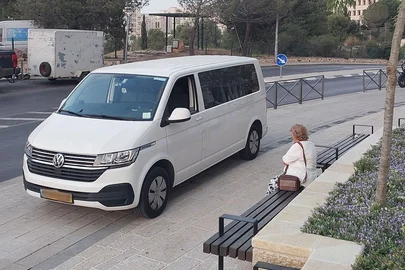 2023' Volkswagen Caravelle פולקסווגן קראוול