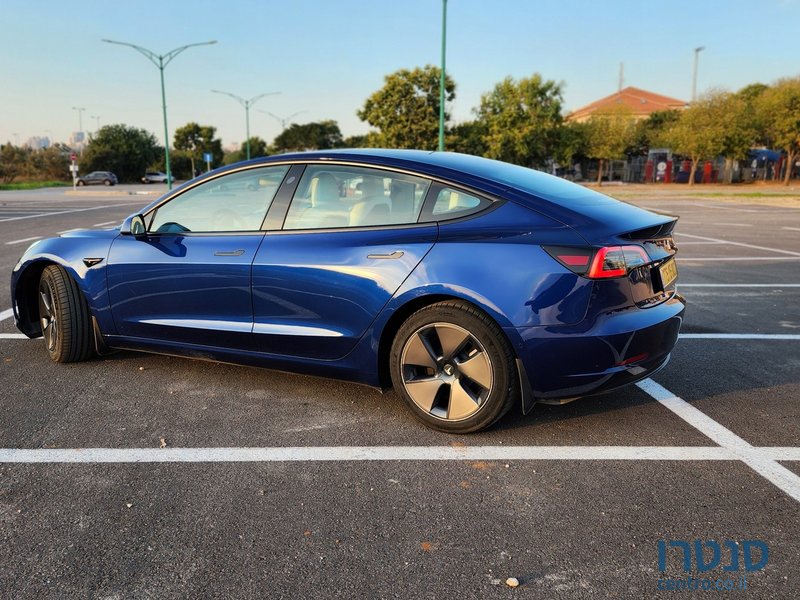 2021' Tesla Model 3 photo #4
