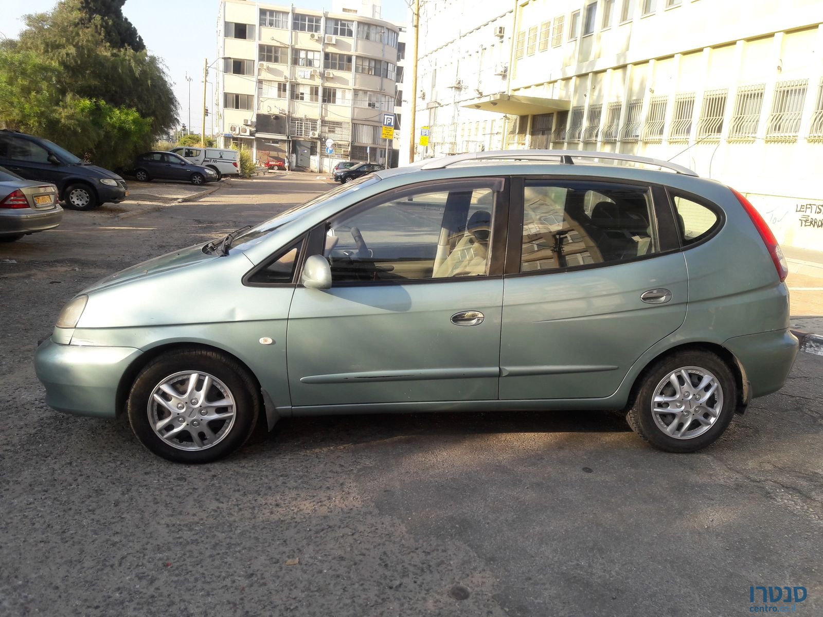 2006' Chevrolet Vivant Миниван photo #4