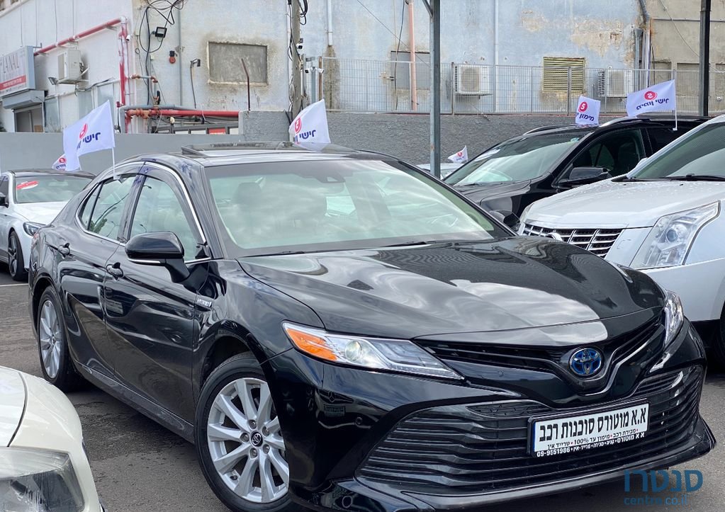 2018' Toyota Camry טויוטה קאמרי photo #2