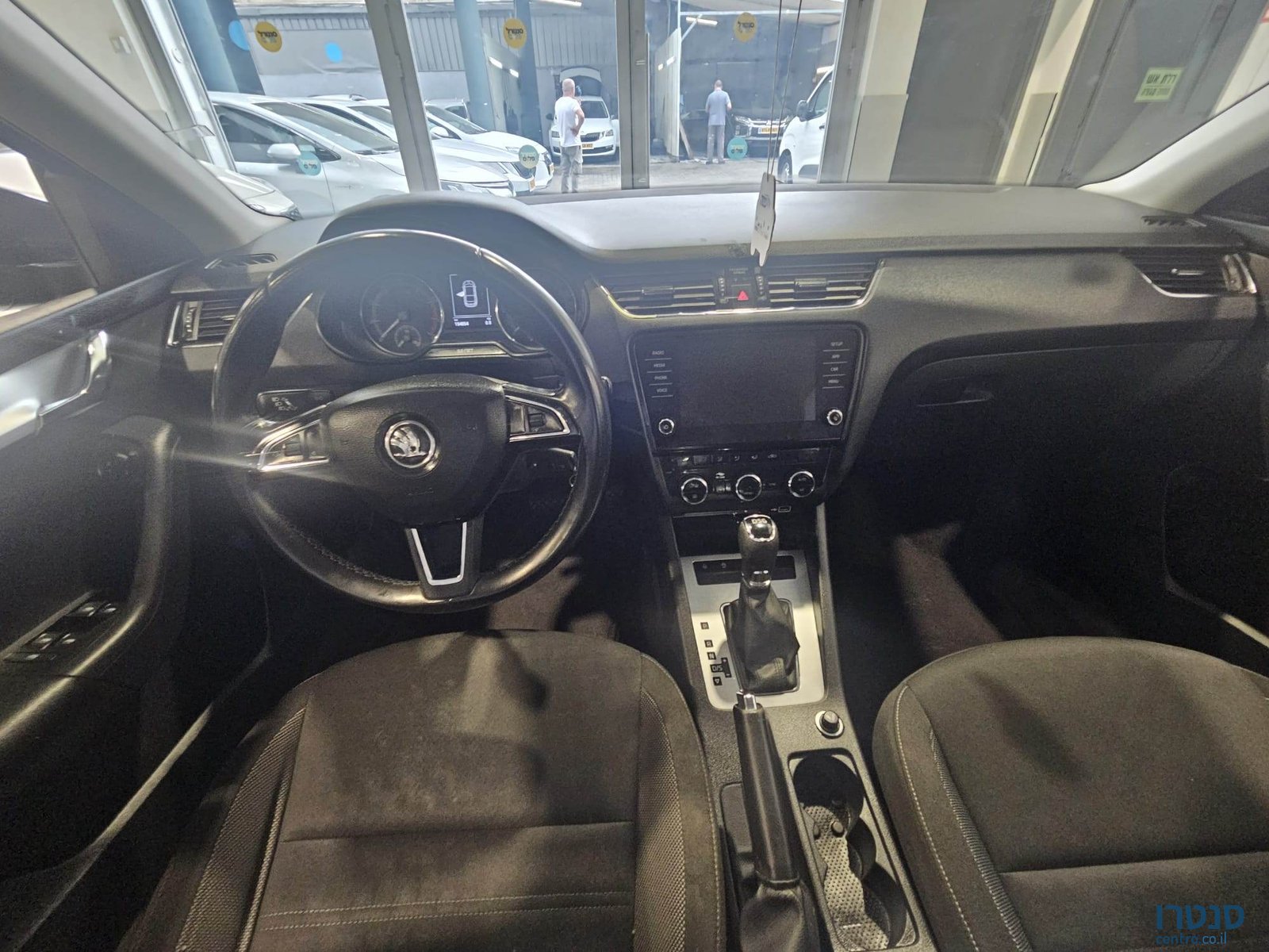 2020' Skoda Octavia photo #5