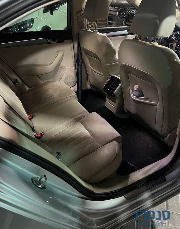 2018' Skoda Superb סקודה סופרב photo #2