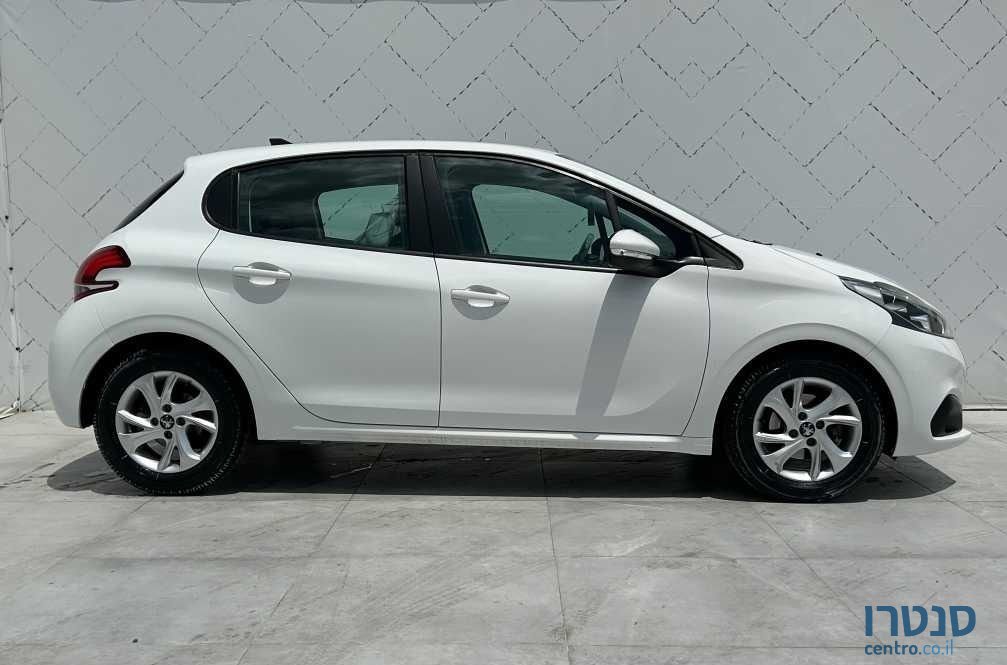 2021' Peugeot 208 פיג'ו photo #6