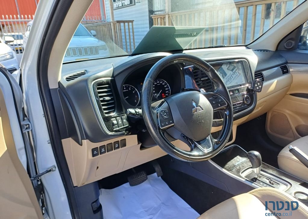 2018' Mitsubishi Outlander מיצובישי אאוטלנדר photo #5