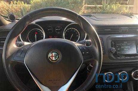 2016' Alfa Romeo Giulietta אלפא רומאו ג'ולייטה photo #3