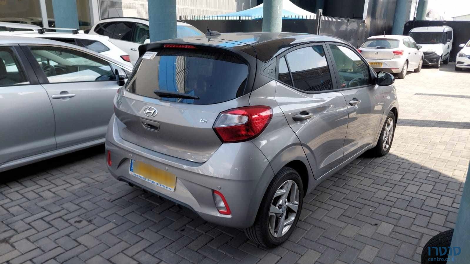 2022' Hyundai i10 photo #2