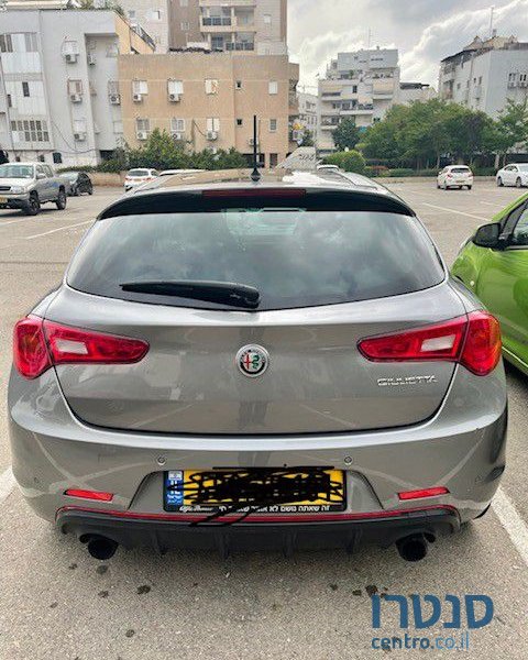 2018' Alfa Romeo Giulietta אלפא רומיאו ג'ולייטה photo #1