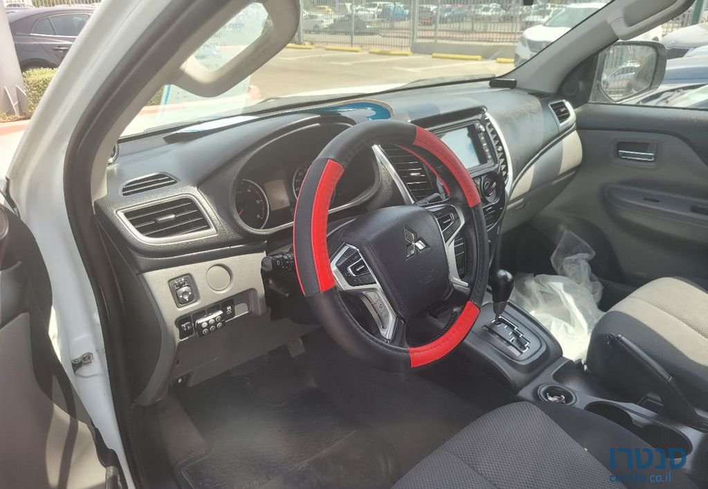 2018' Mitsubishi L200 מיצובישי טרייטון photo #5