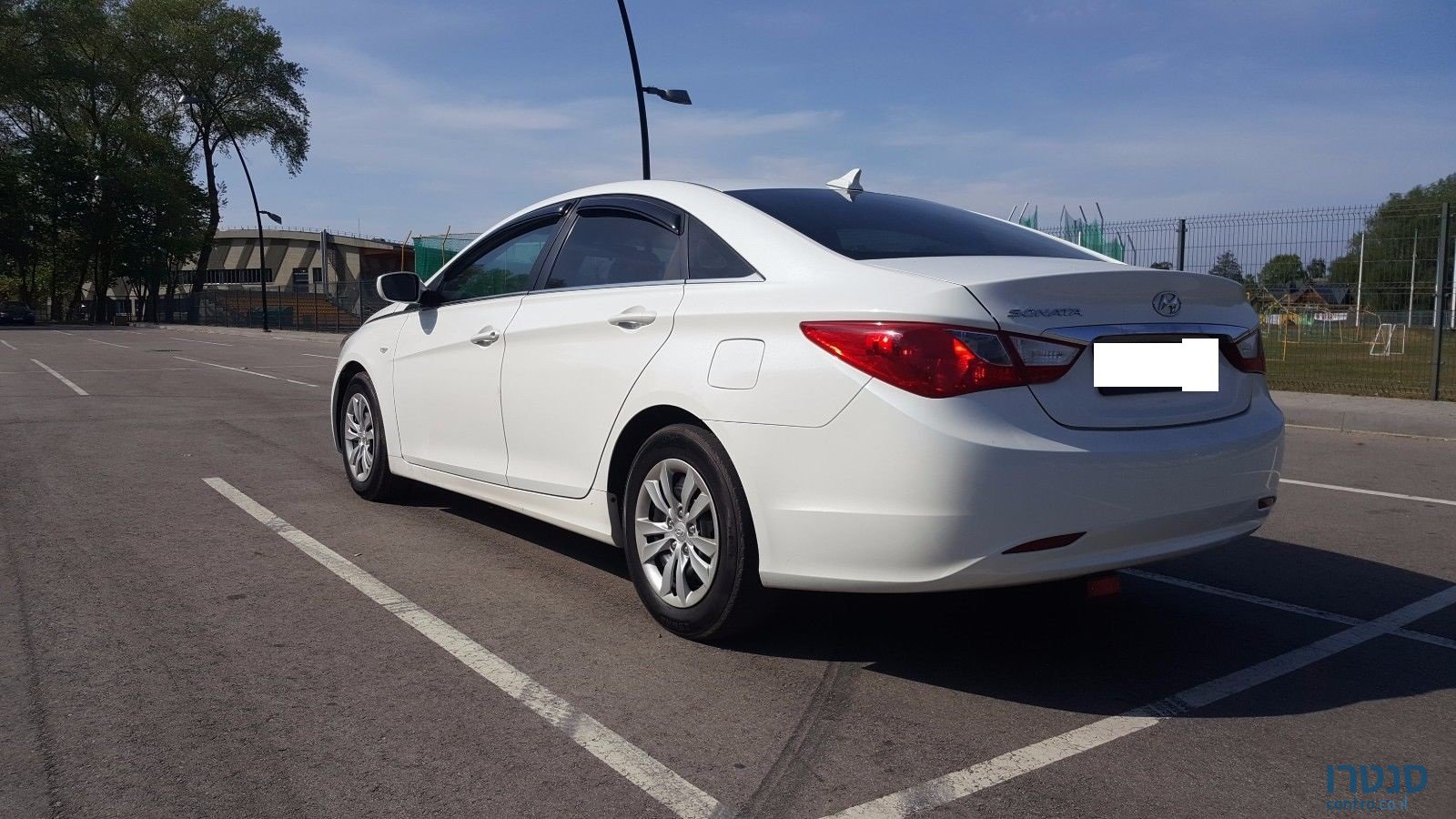 2011' Hyundai Sonata photo #4