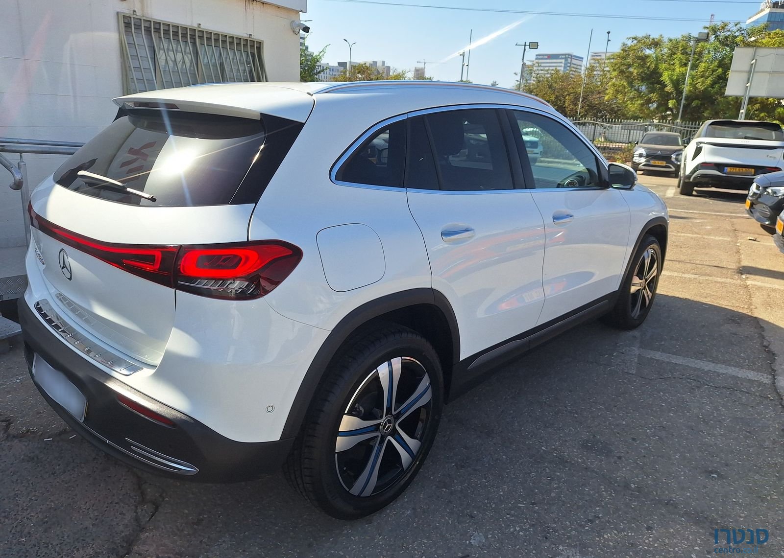 2021' Mercedes-Benz EQA מרצדס-בנץ photo #4